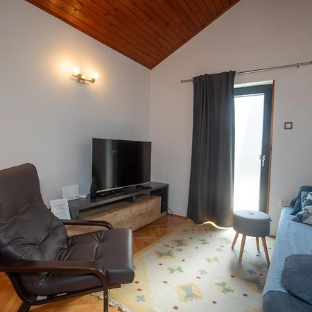 Apartmani Nena I Branko Premantura Zewnętrze zdjęcie