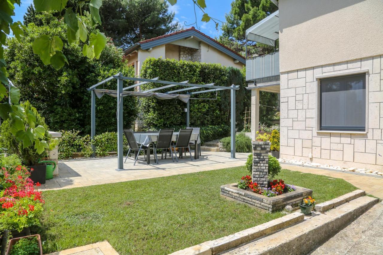 Apartmani Nena I Branko Premantura Zewnętrze zdjęcie
